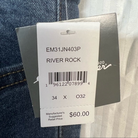 Eddie Bauer Flex Slim Fit Jeans - Picture 2 of 5